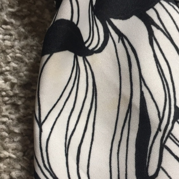 STUNNING Keepsake dress size XS - Picture 13 of 13